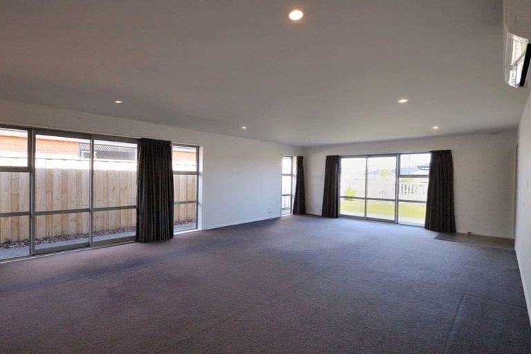 Photo of property in 129 Infinity Drive, Pegasus, 7612