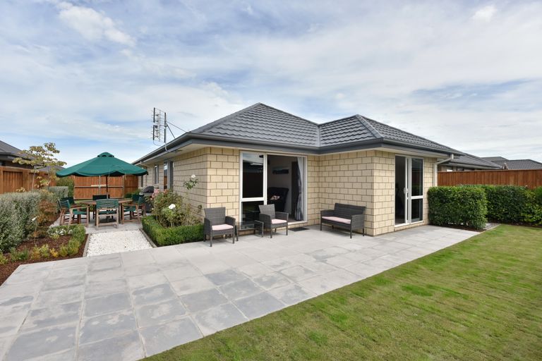 Photo of property in 35 Burford Way, Rolleston, 7615