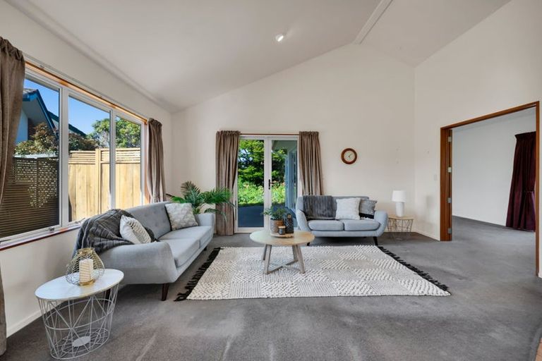 Photo of property in 363b Mangorei Road, Merrilands, New Plymouth, 4312