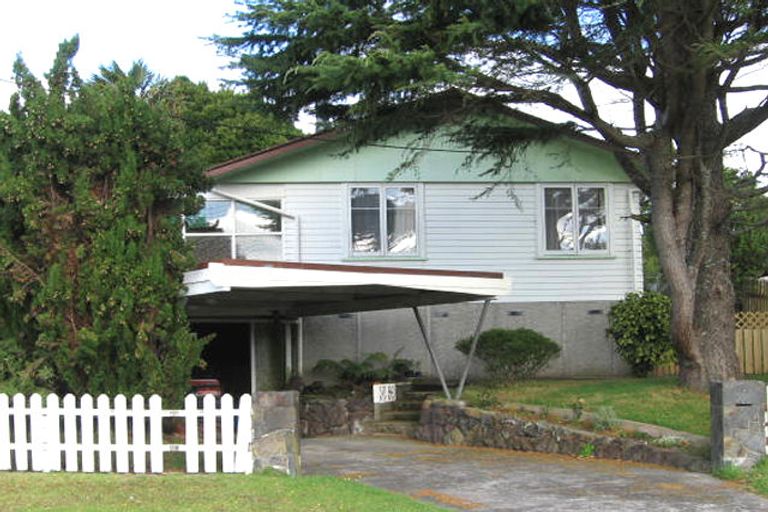 Photo of property in 53 Glen Marine Parade, Glendene, Auckland, 0602