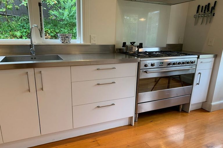 Photo of property in 27 Alfred Street, Nelson South, Nelson, 7010