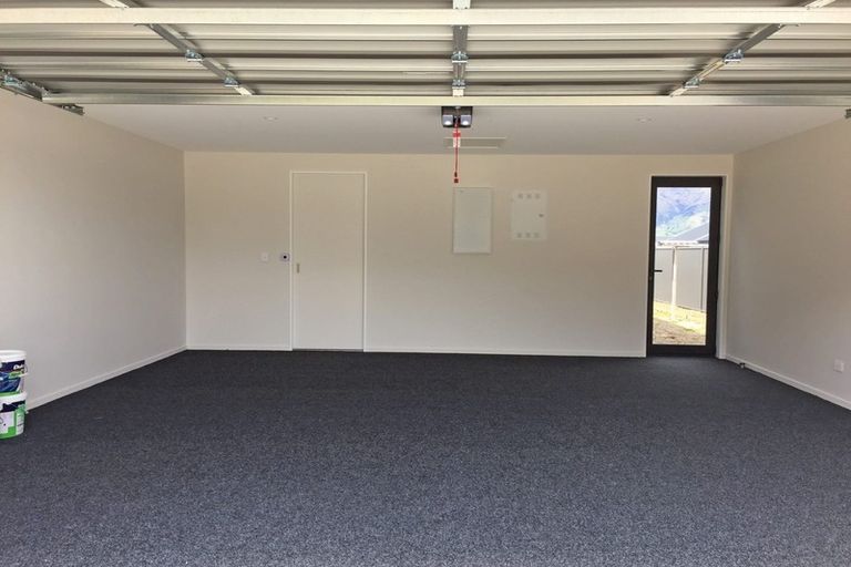 Photo of property in 4 Teal Place, Lake Hawea, Wanaka, 9382