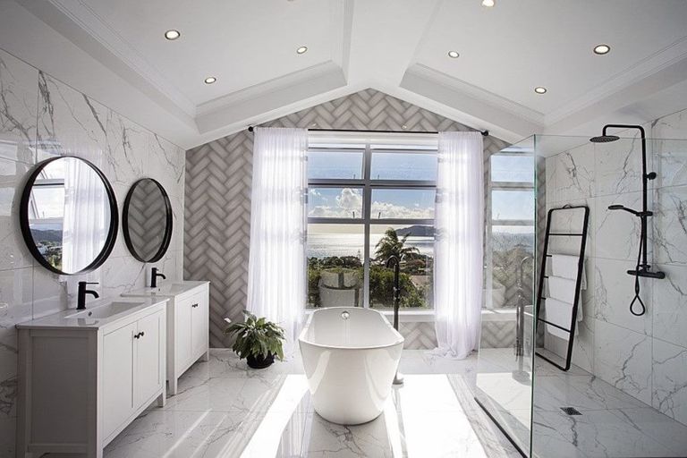 Photo of property in 5 Christine Drive, Coopers Beach, 0420