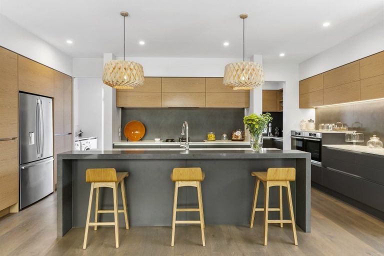 Photo of property in 1a Maleme Avenue, Belmont, Auckland, 0622