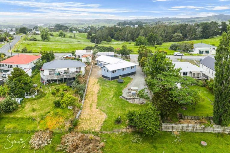 Photo of property in 5 Griffin Road, Maungaturoto, 0520