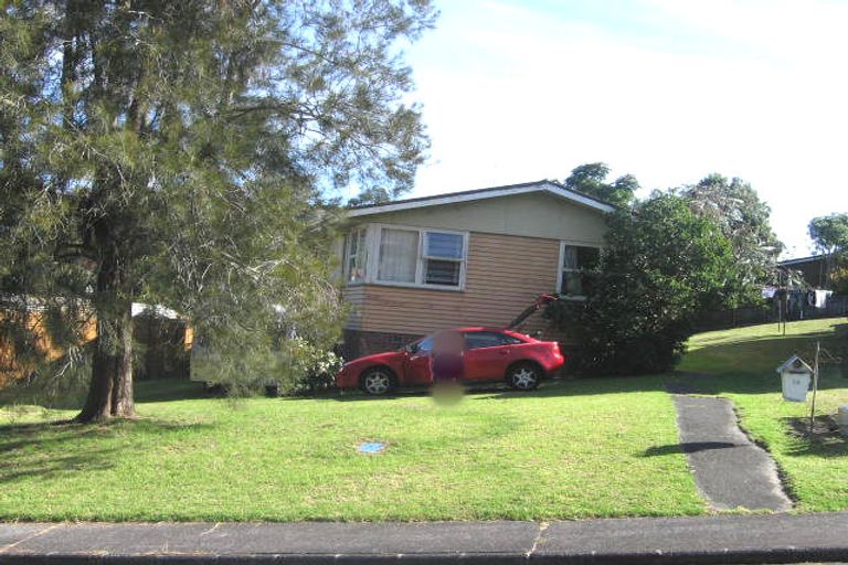 Photo of property in 16 Agincourt Street, Glenfield, Auckland, 0629