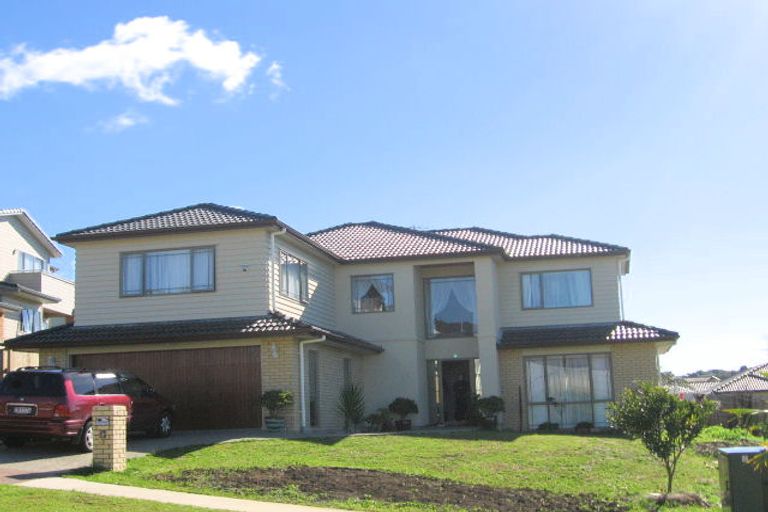 Photo of property in 51 San Valentino Drive, Henderson, Auckland, 0612