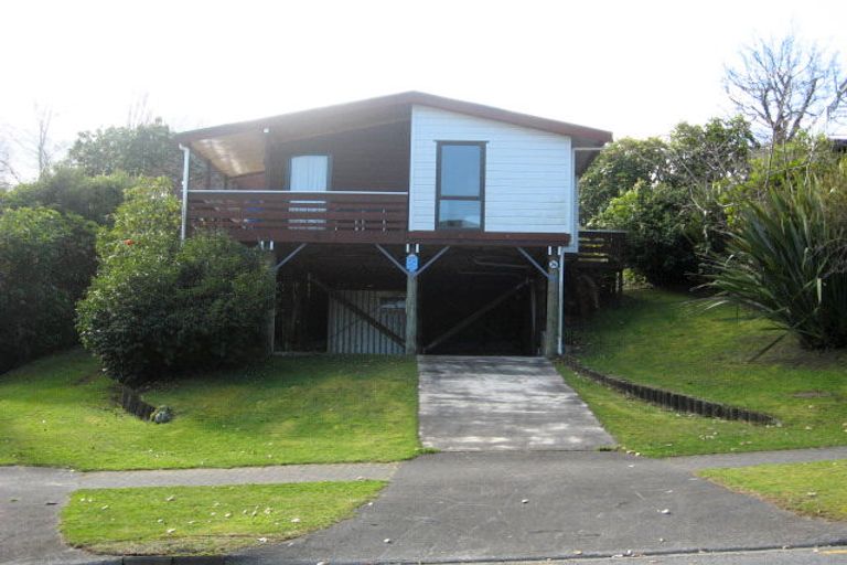 Photo of property in 26 Mata Place, Kinloch, Taupo, 3377