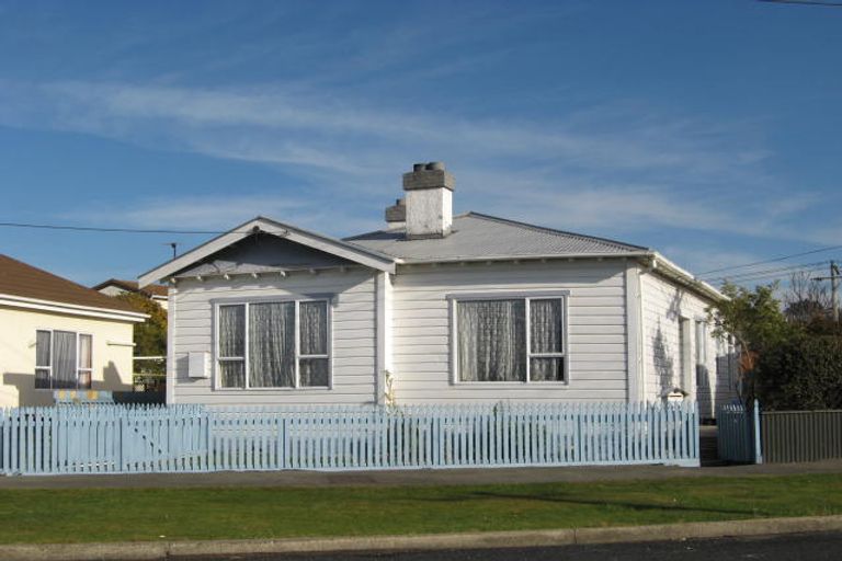 Photo of property in 9 Hargest Crescent, Saint Kilda, Dunedin, 9012