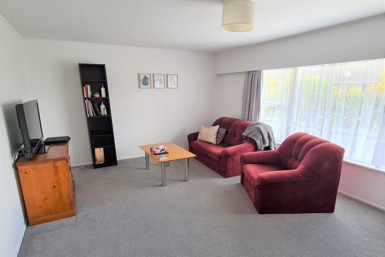 Photo of property in 2/12 Nile Road, Milford, Auckland, 0620