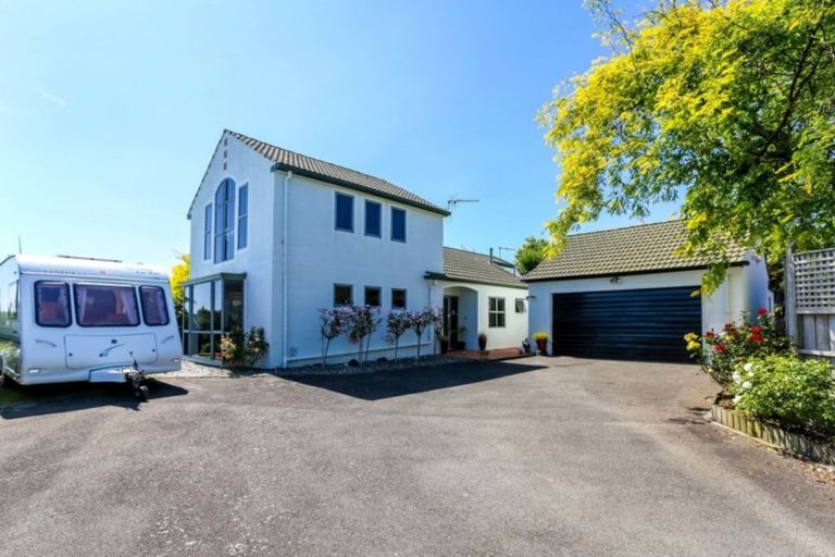 Photo of property in 11c Redwood Crescent, Hurdon, New Plymouth, 4310