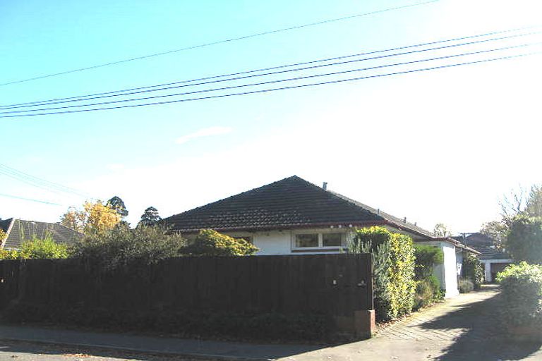 Photo of property in 2/15 Jeffreys Road, Fendalton, Christchurch, 8052
