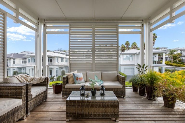 Photo of property in 48 Rewa Rewa Lane, Orewa, 0931