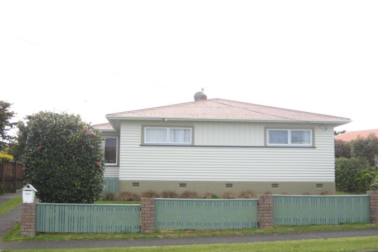 Photo of property in 164 Pembroke Street, Westown, New Plymouth, 4310