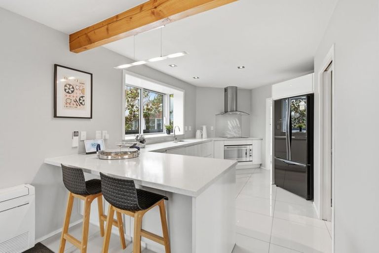 Photo of property in 481 Avonhead Road, Avonhead, Christchurch, 8042
