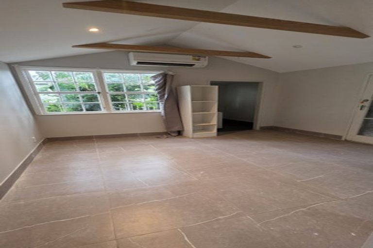 Photo of property in 17 Dewhurst Place, Favona, Auckland, 2024