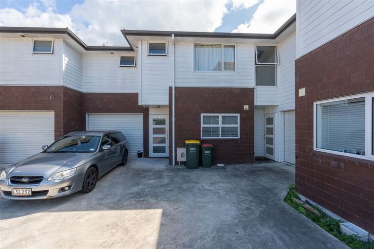 Photo of property in 3/4 Littler Place, Hamilton East, Hamilton, 3216
