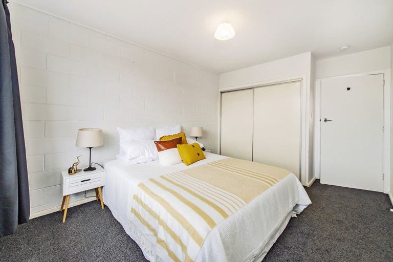 Photo of property in 11/20a Dickson Crescent, Hornby, Christchurch, 8042