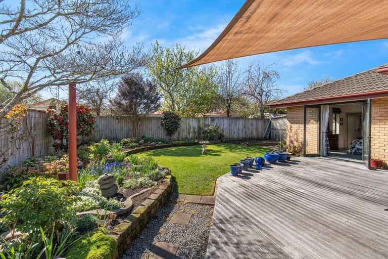 Photo of property in 21 Richard Seddon Drive, Northwood, Christchurch, 8051