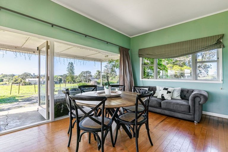 Photo of property in 250 Clifton Road, Whitford, 2571