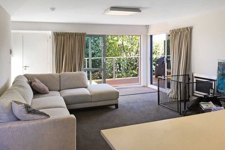 Photo of property in 2/63 Burke Street, Addington, Christchurch, 8024