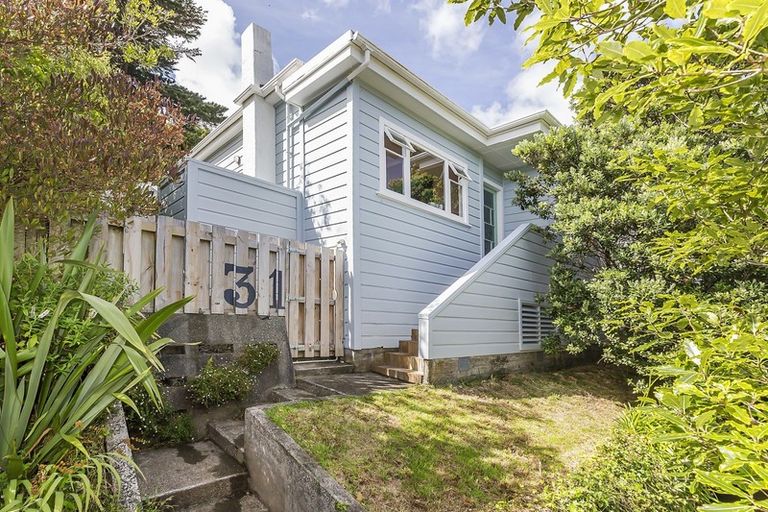 Photo of property in 31 Mornington Road, Brooklyn, Wellington, 6021