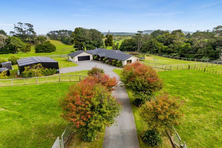 Photo of property in 376 Egmont Road, Hillsborough, New Plymouth, 4372