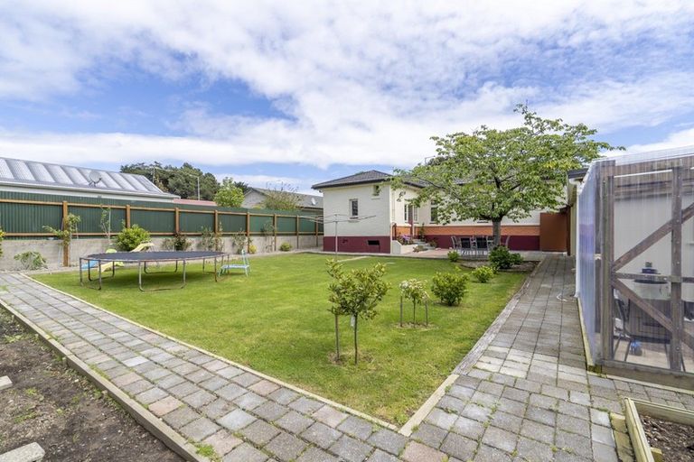 Photo of property in 11 Queens Drive, Richmond, Invercargill, 9810