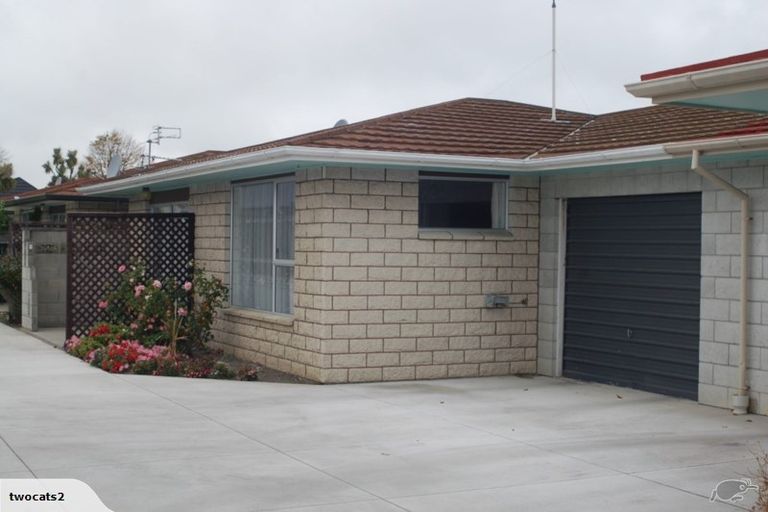 Photo of property in 2/88 White Street, Rangiora, 7400
