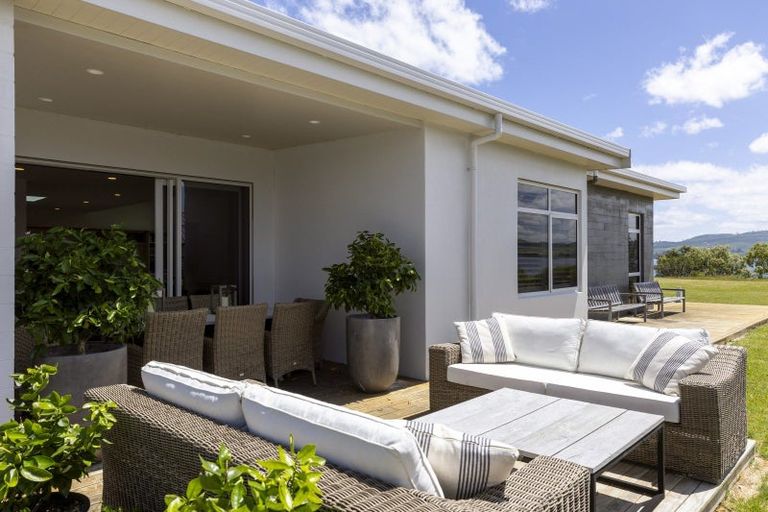 Photo of property in 8 Kuiwai Drive, Rainbow Point, Taupo, 3330