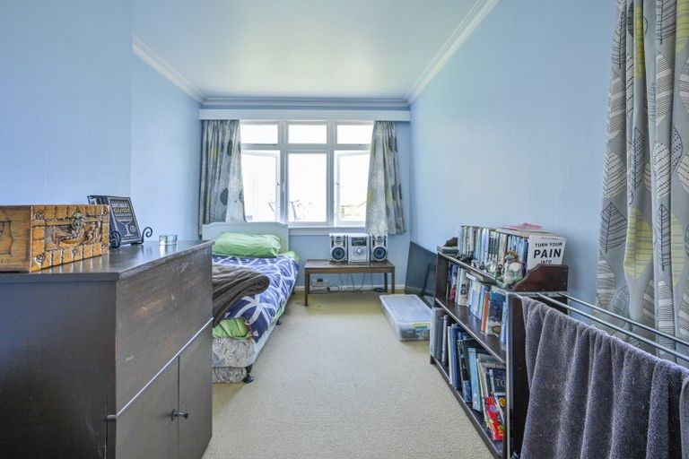 Photo of property in 27 Campbell Street, Havelock North, 4130