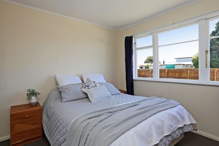 Photo of property in 27 Richmond Street, Maraenui, Napier, 4110