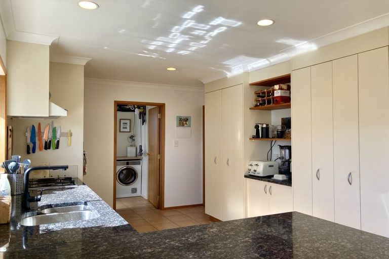 Photo of property in 11 Bay Vista Drive, Red Beach, 0932