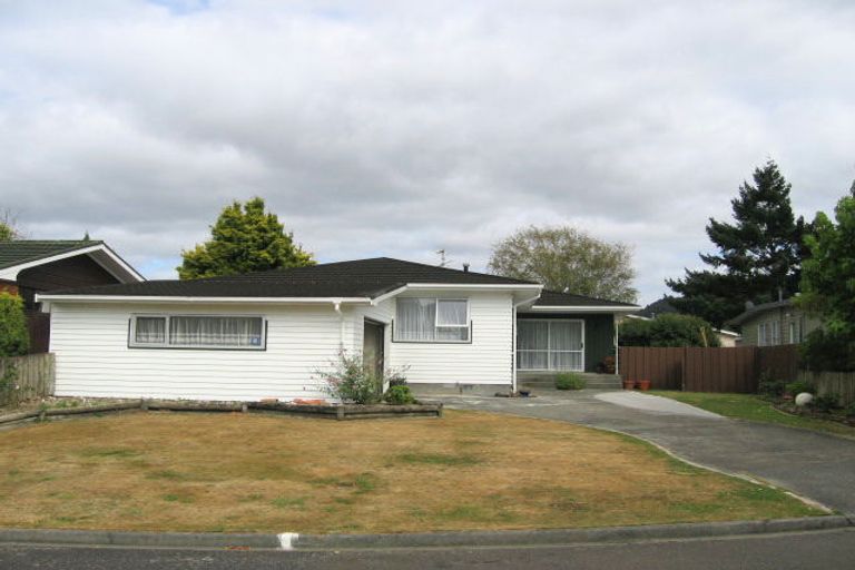 Photo of property in 3 Toledo Grove, Totara Park, Upper Hutt, 5018