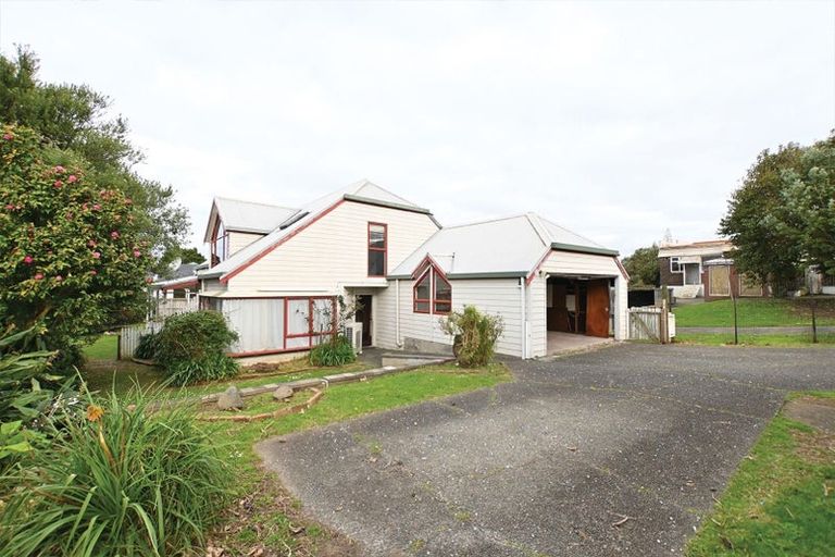 Photo of property in 1/25 Mcleod Road, Weymouth, Auckland, 2103