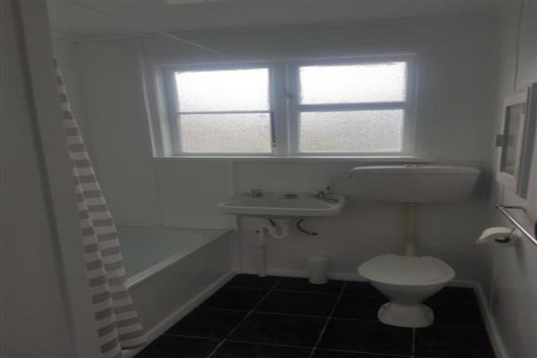 Photo of property in 50 Queen Street, Otautau, 9610