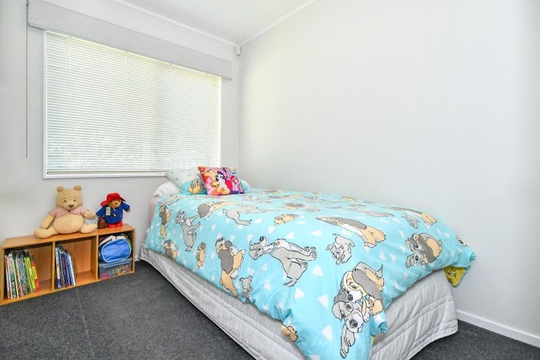 Photo of property in 12 Ilex Place, Totara Heights, Auckland, 2105