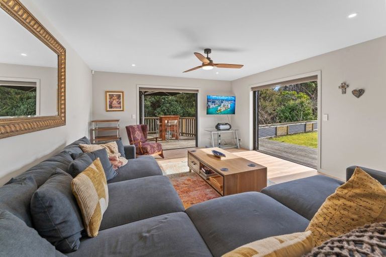 Photo of property in 5 Bayview Heights, Kaiteriteri, Motueka, 7197