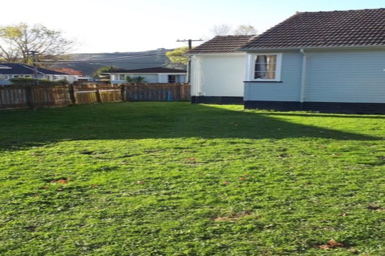 Photo of property in 26 Prouse Crescent, Naenae, Lower Hutt, 5011