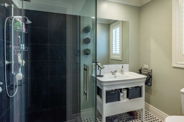 Photo of property in 53 Tinakori Road, Thorndon, Wellington, 6011