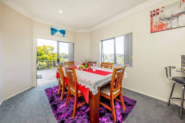 Photo of property in 29 Chieftain Rise, Goodwood Heights, Auckland, 2105