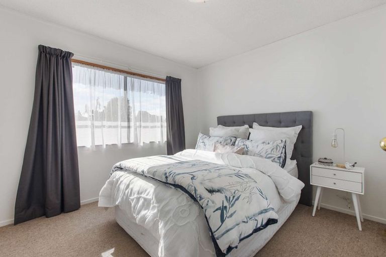 Photo of property in 2/10 Don Street, Papakura, 2110