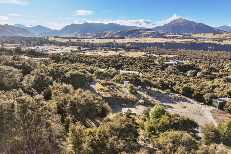 Photo of property in 69 Kanuka Rise, Albert Town, Wanaka, 9305