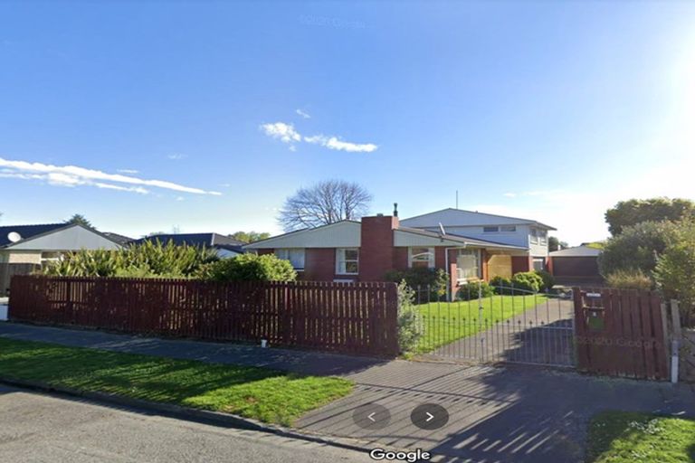 Photo of property in 3 Brookby Crescent, Avonhead, Christchurch, 8042