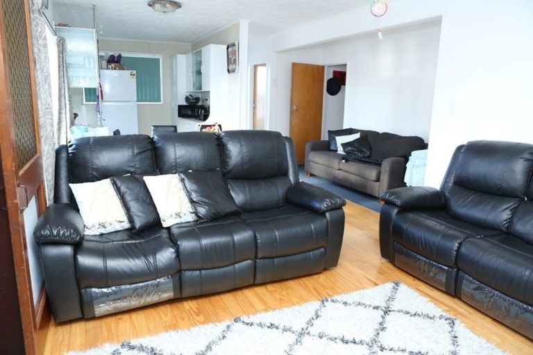 Photo of property in 6 Bettina Place, Manurewa, Auckland, 2102