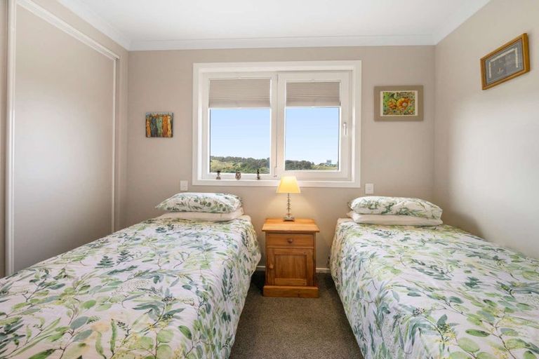 Photo of property in 12 Longbeach Drive, Castlecliff, Whanganui, 4501