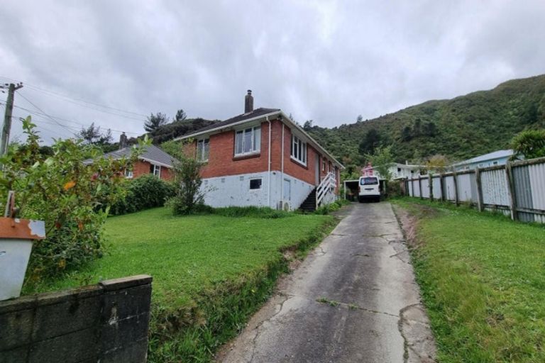 Photo of property in 47 Judd Crescent, Naenae, Lower Hutt, 5011