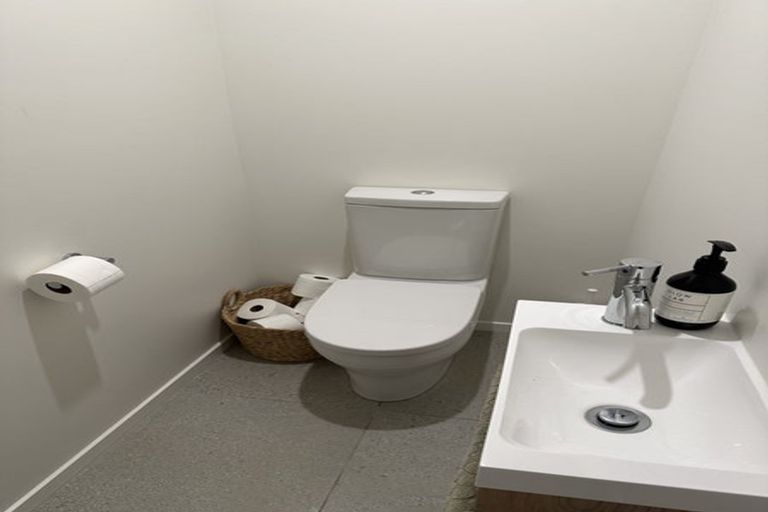 Photo of property in 19c Cuba Street, Petone, Lower Hutt, 5012