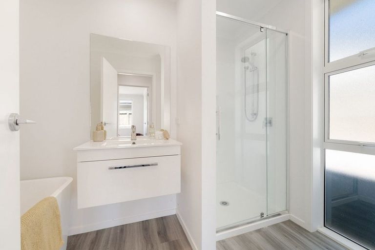 Photo of property in 75b Pakanga Grove, Pyes Pa, Tauranga, 3112