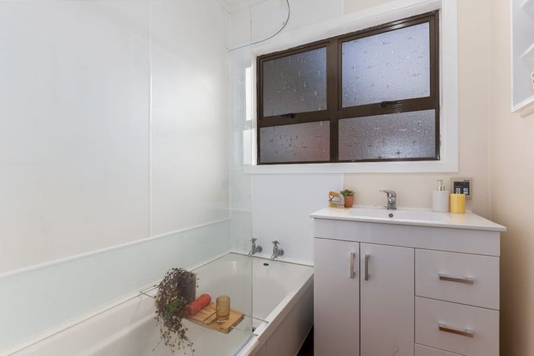 Photo of property in 73 Petrie Street, Wainuiomata, Lower Hutt, 5014